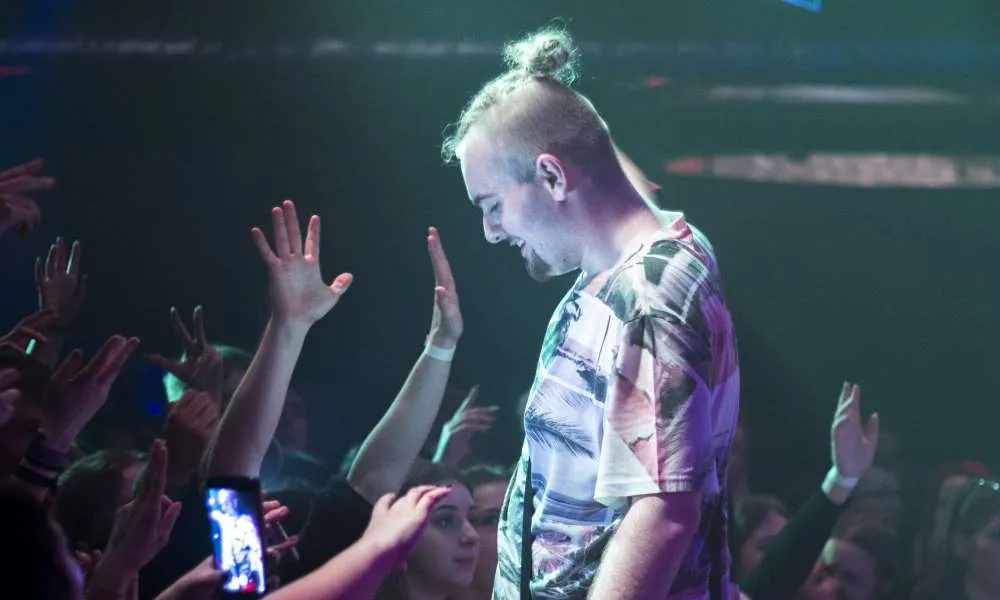 Zdjęcie Ile kosztuje bilet na koncert Bedoesa? Ceny biletów i szczegóły koncertów