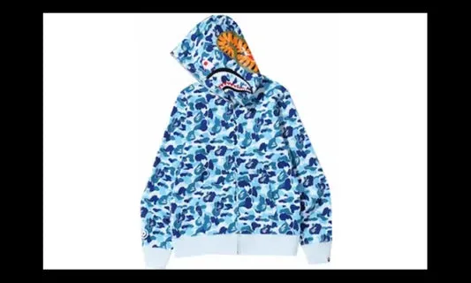 Zdjęcie Ile kosztuje bluza Bape? Porównanie cen i najlepsze oferty