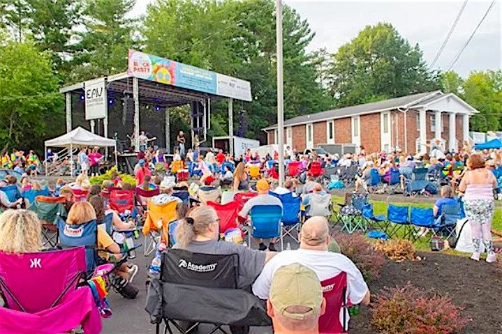 Zdjęcie Ile kosztuje koncert Popka? Sprawdź ceny biletów i szczegóły