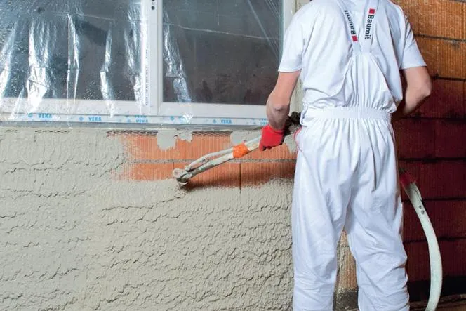 Zdjęcie Ile cm tynku na ścianę? Sprawdź, aby uniknąć błędów w budowie