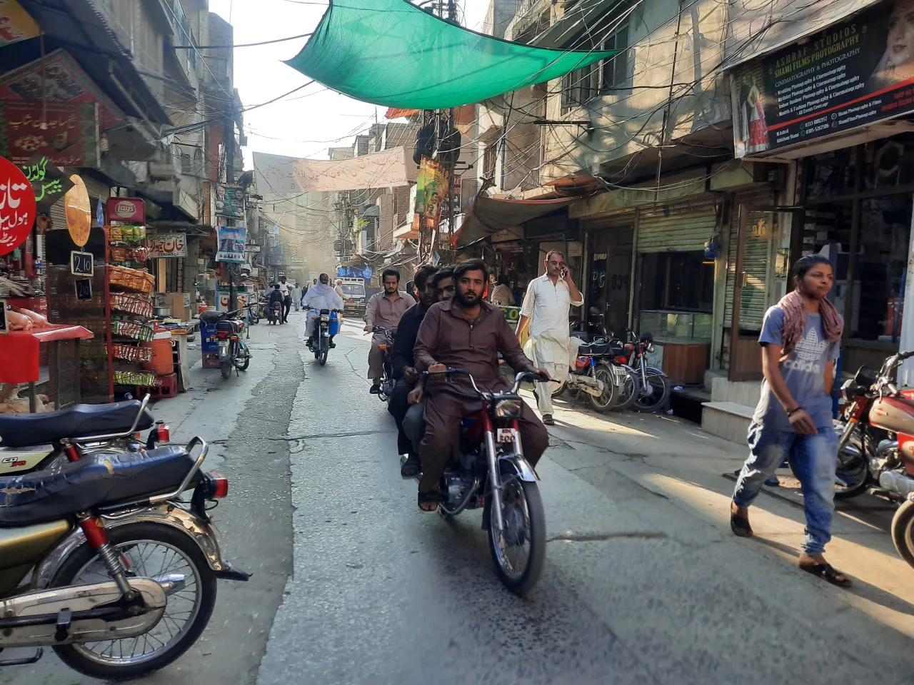 Zdjęcie Czy Pakistan jest bezpieczny? Odkryj prawdę o bezpieczeństwie podróży