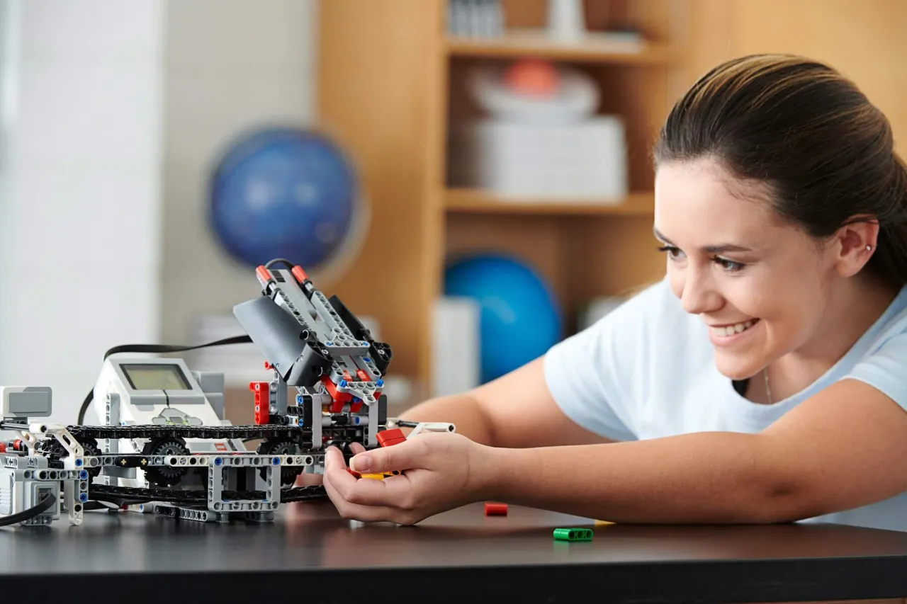 Zdjęcie Zajęcia z robotyki LEGO dla dzieci – rozwijaj pasje i umiejętności