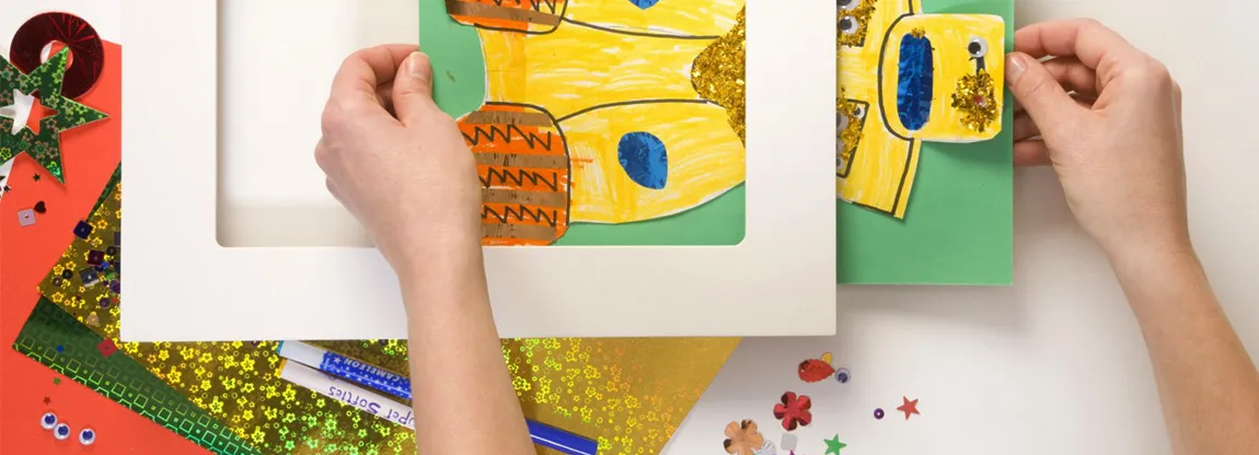 Zdjęcie Jak zrobić ramkę z kartonu - proste kroki na piękną dekorację