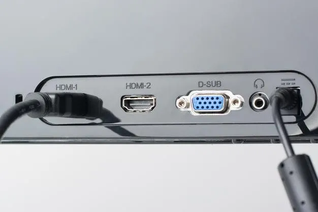 Zdjęcie Jak podłączyć PS4 do monitora DVI - proste kroki i ważne porady