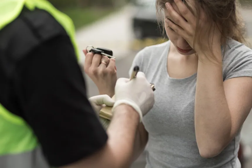 Zdjęcie Po jakim czasie przychodzi mandat z Niemiec i co grozi za nieopłacenie?