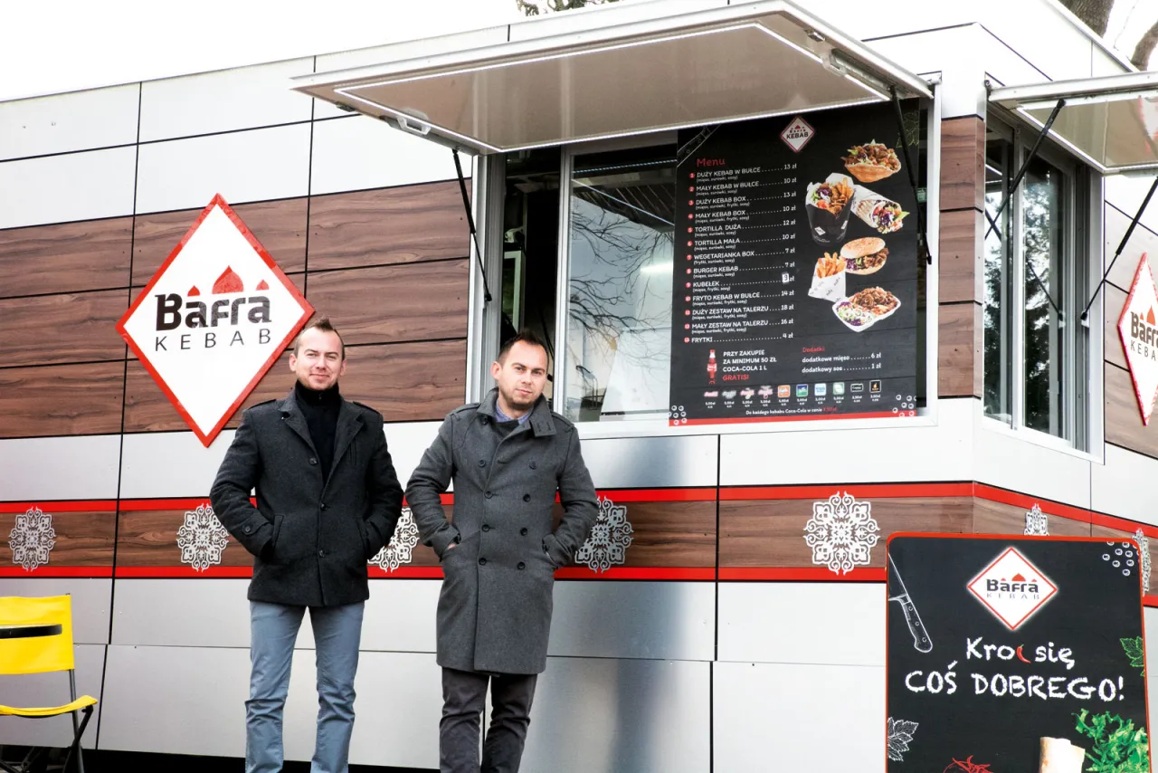 Zdjęcie Bafra kebab kto jest właścicielem? Poznaj tajemnice marki i zarządu