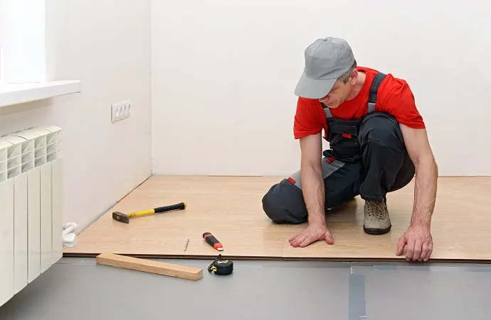 Zdjęcie Co położyć pod panele na ogrzewanie podłogowe, aby uniknąć problemów?