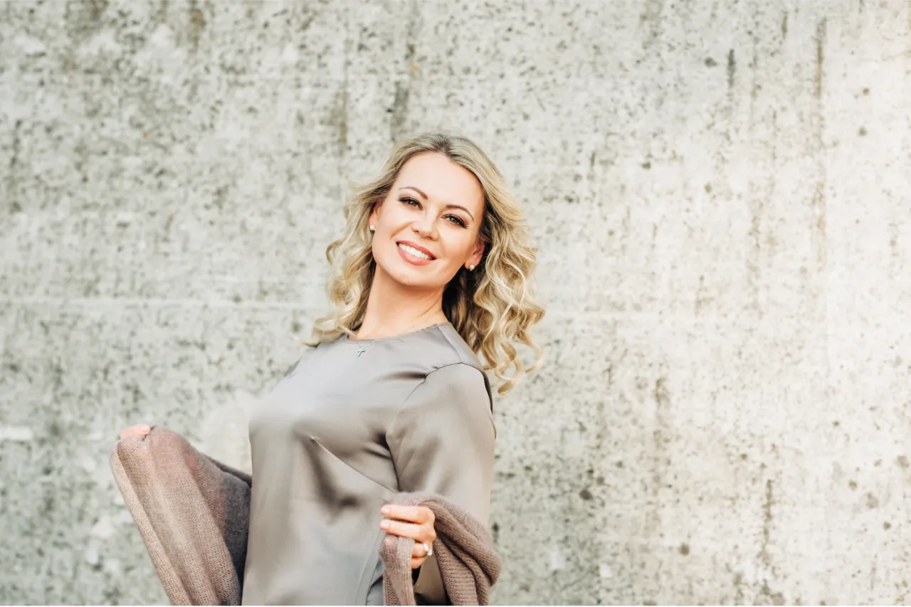 Zdjęcie Styl elegancki na co dzień – jak wyglądać modnie i wygodnie?