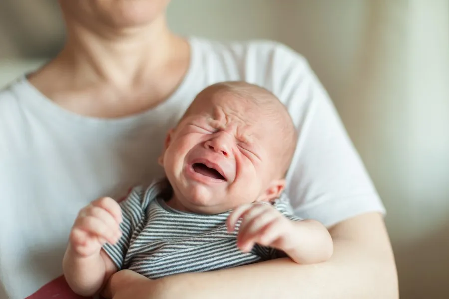 Zdjęcie Czy ulewanie u dziecka oznacza, że jest najedzone? Oto prawda