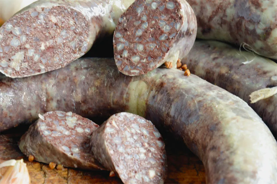 Zdjęcie Ile suszonej krwi do kaszanki, aby uniknąć kluch i uzyskać idealny smak?