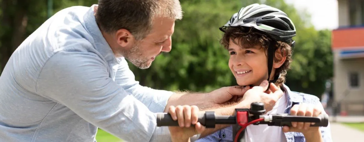 Zdjęcie Kask na rowerze: Nowe prawo od 2026. Czy Twoje dziecko musi go mieć?