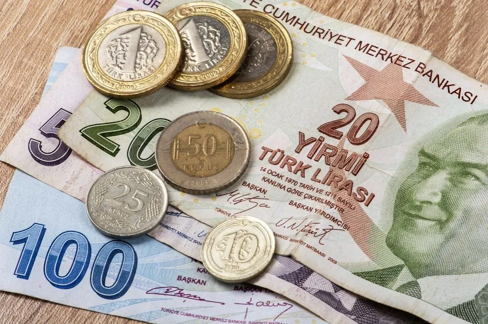 Zdjęcie Jaka waluta obowiązuje w Turcji? Sprawdź, co musisz wiedzieć!