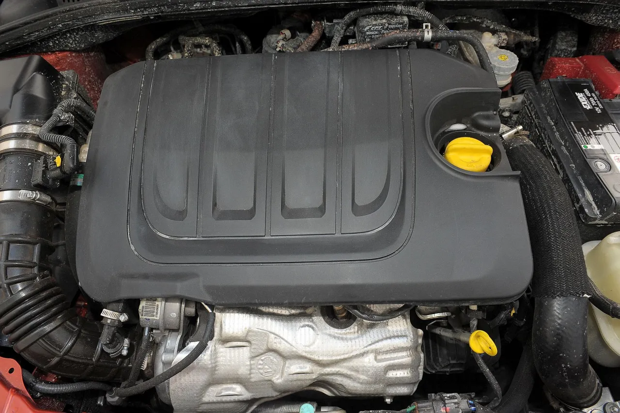 Zdjęcie Suzuki SX4 1.6 DDIS - Czy ma DPF? Problemy i konsekwencje użytkowania