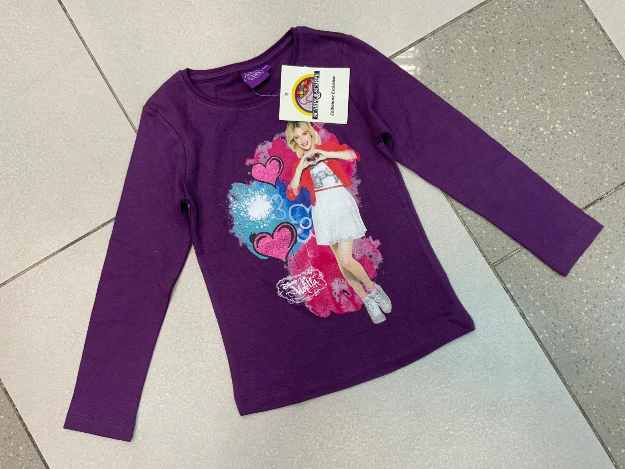 Zdjęcie Bluzki dla dziewczynek Violetta – modne i wyjątkowe modele dla fanek