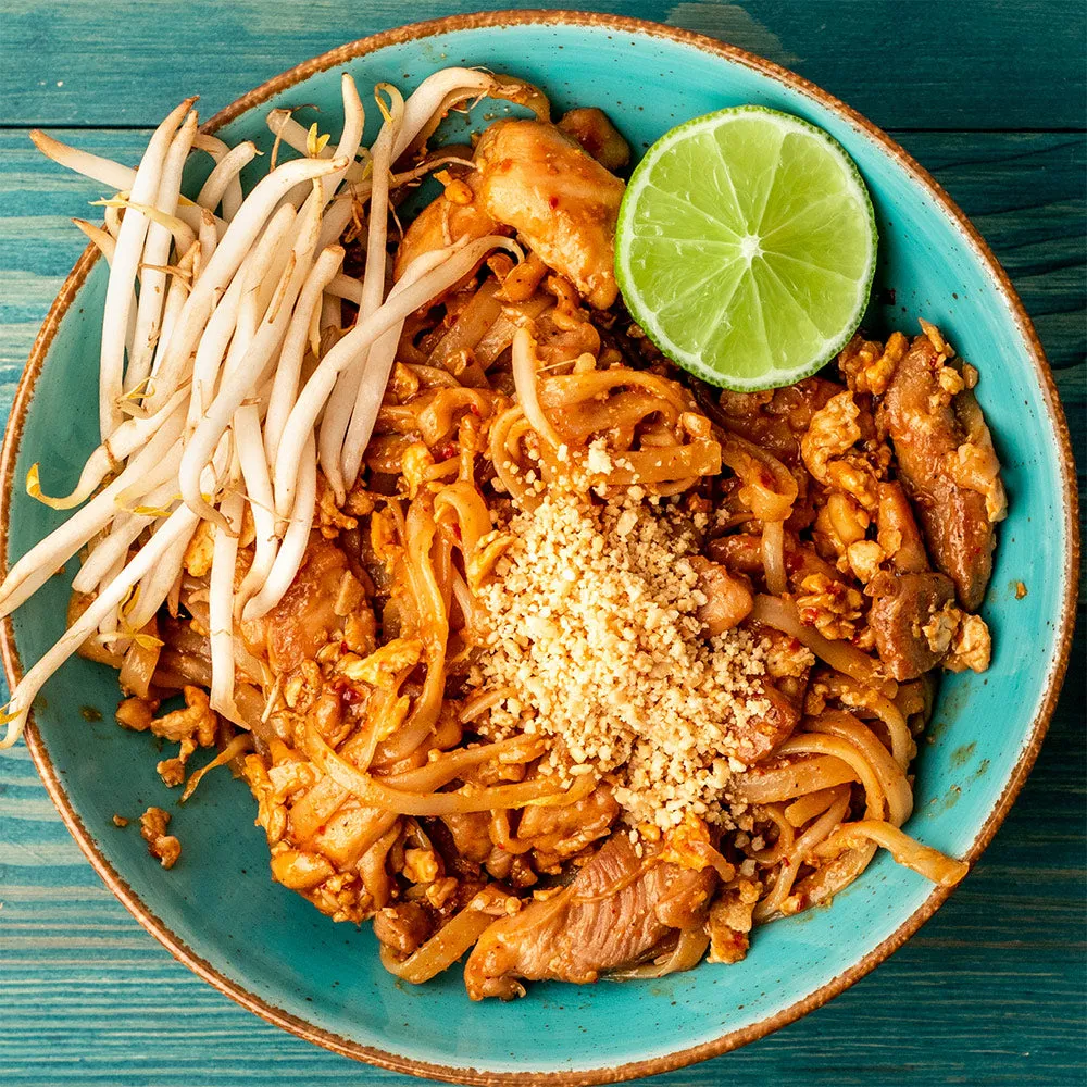 Zdjęcie Pad Thai - jakie to danie i dlaczego jest tak wyjątkowe w kuchni tajskiej