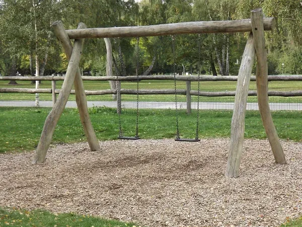 Zdjęcie Jak zbudować bujawkę ogrodową – instrukcje krok po kroku i porady