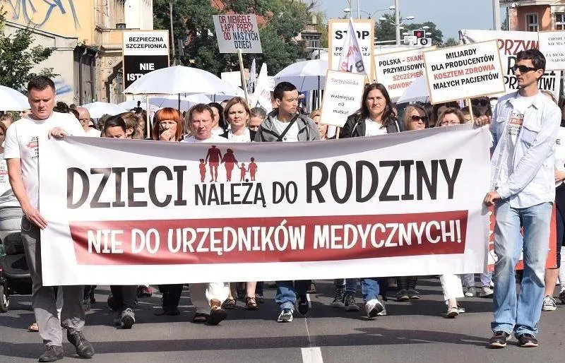 Zdjęcie Ustawa antyszczepionkowa: jakie konsekwencje dla Polaków?