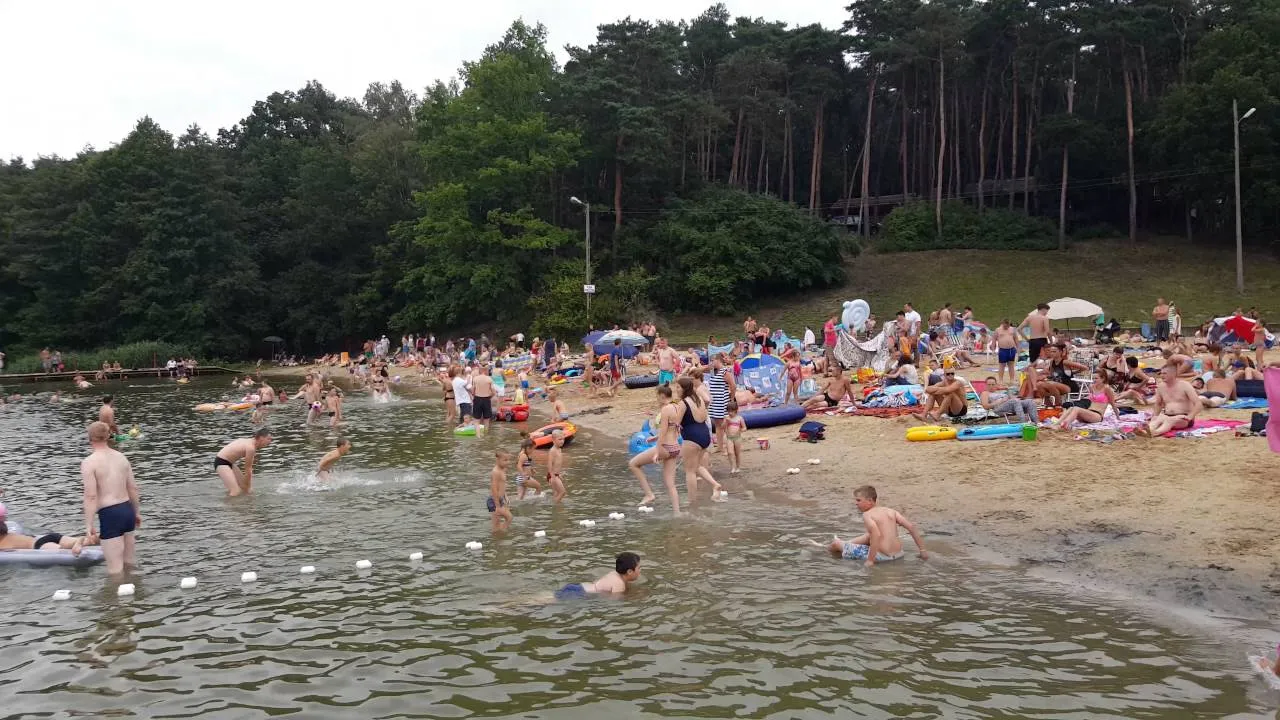 Zdjęcie Jarosławki jezioro atrakcje - najlepsze miejsca na relaks i zabawę