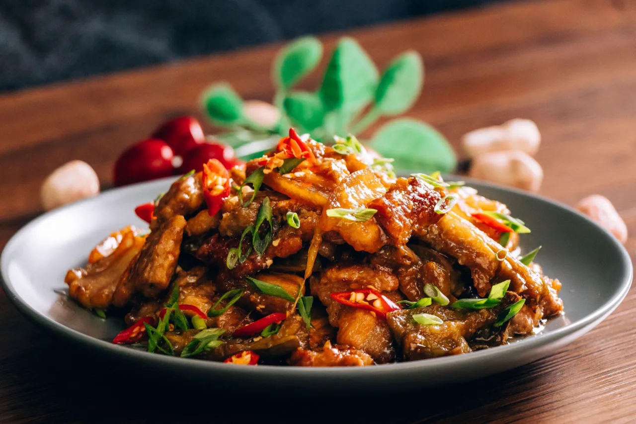 Zdjęcie Wieprzowina jak z azjatyckiej restauracji – proste przepisy na smaki Azji