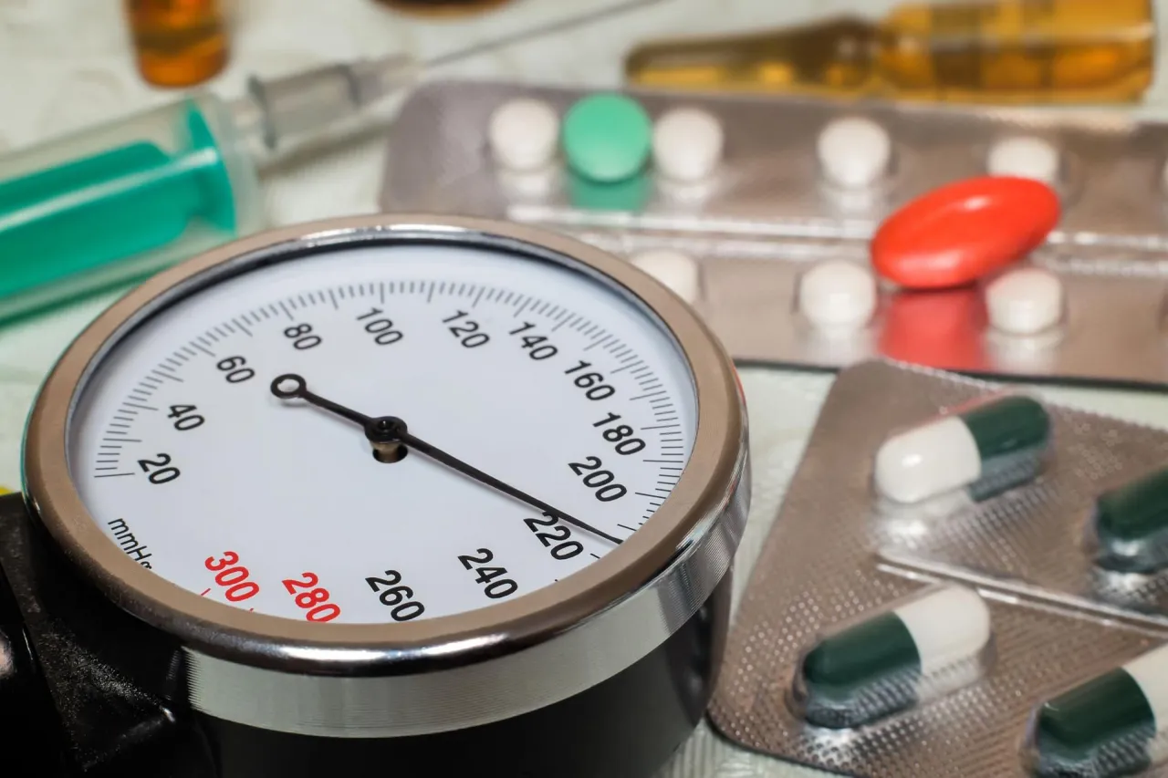 Zdjęcie Czy leki na cholesterol obniżają ciśnienie? Istnieją niespodziewane powiązania