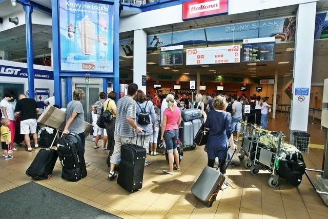Zdjęcie Jak sprawdzić upadłość biura podróży i uniknąć oszustwa?
