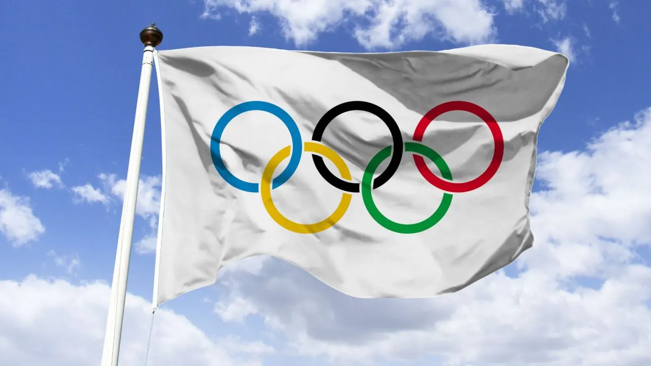 Zdjęcie Jak wygląda flaga olimpijska? Odkryj jej symbolikę i kolory