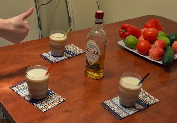 Zdjęcie Pyszne drinki z soplicą orzech laskowy, które zaskoczą Twoich gości