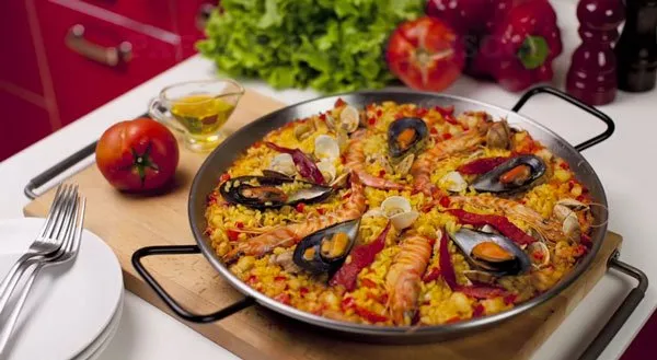 Zdjęcie Receta de paella de marisco fácil y deliciosa para sorprender a todos