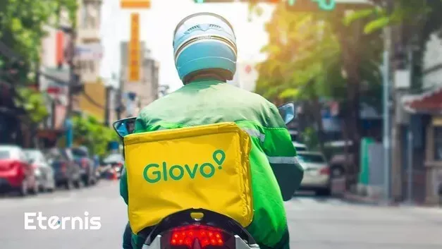 Zdjęcie Ile można zarobić w Glovo? Odkryj prawdziwe zarobki kurierów