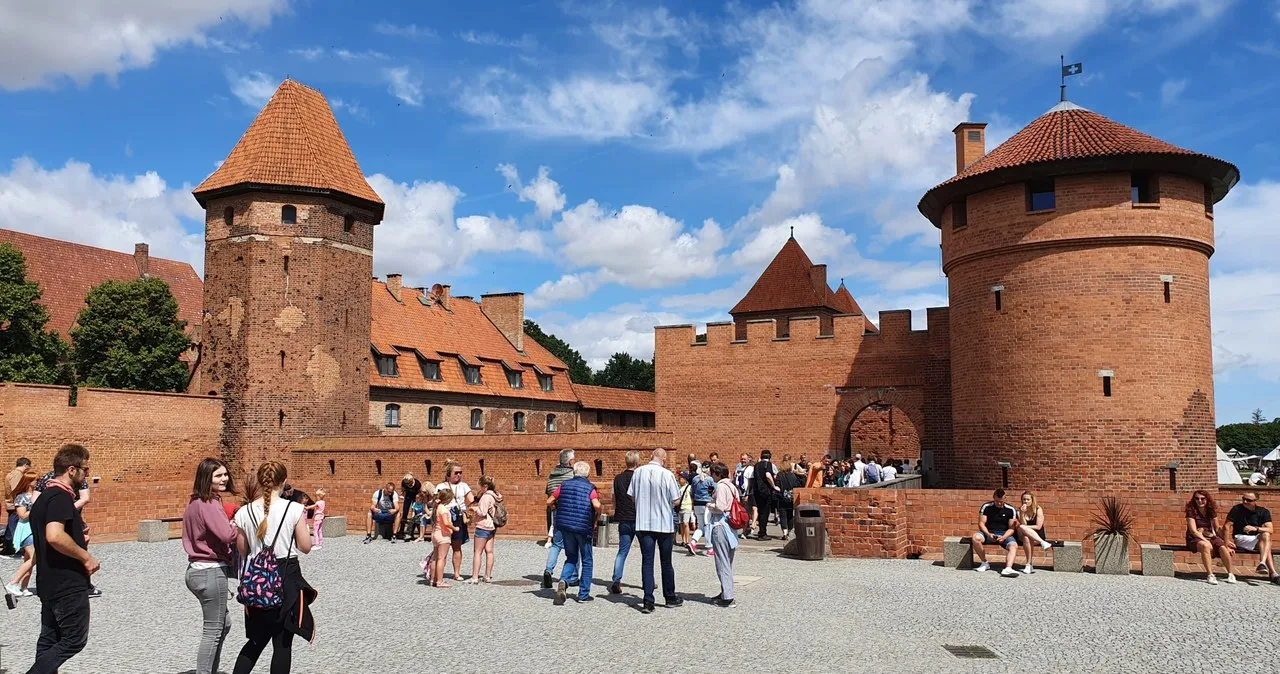 Zdjęcie Zamki krzyżackie w Polsce: Odkryj ich fascynującą historię i tajemnice