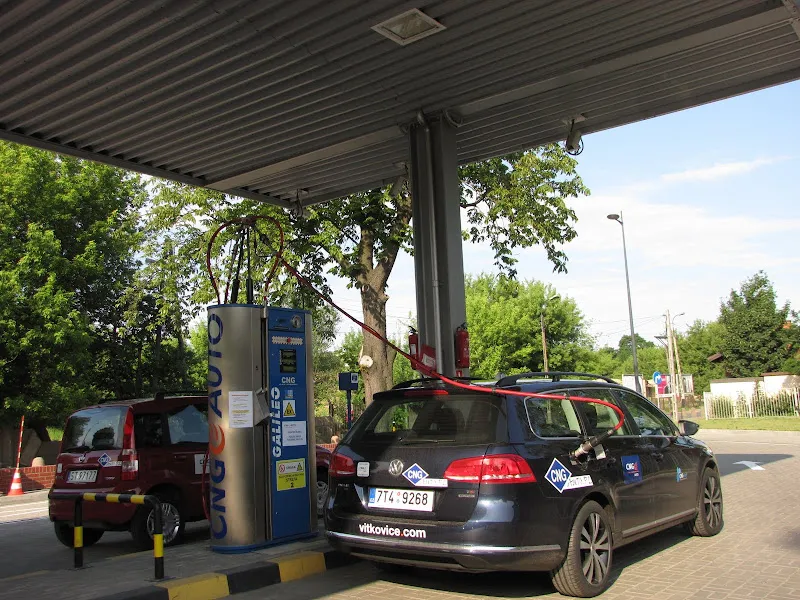 Zdjęcie Ile pali auto na CNG? Zaskakujące różnice w zużyciu paliwa