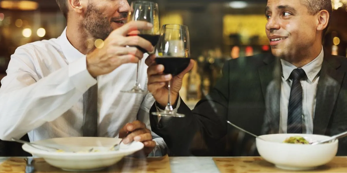 Zdjęcie Czy catering jest kosztem uzyskania przychodu? Sprawdź, co musisz wiedzieć