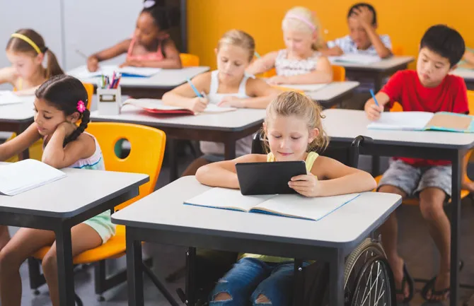 Zdjęcie Czym jest klasa integracyjna? Cele, korzyści i różnice w porównaniu do tradycyjnej