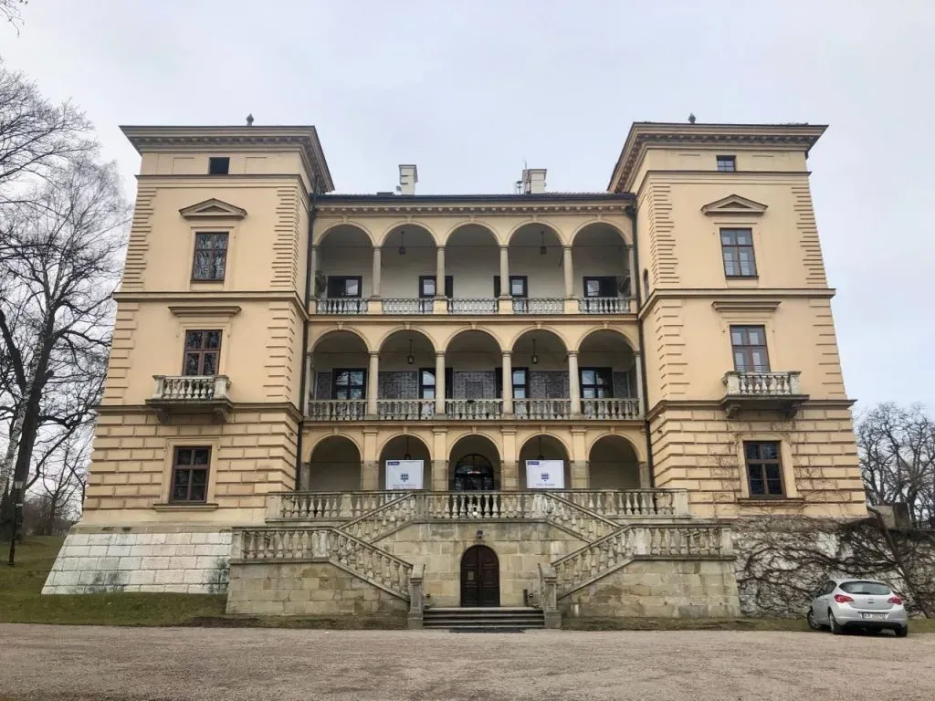Zdjęcie Pałace w Krakowie: Odkryj ich niezwykłą historię i architekturę