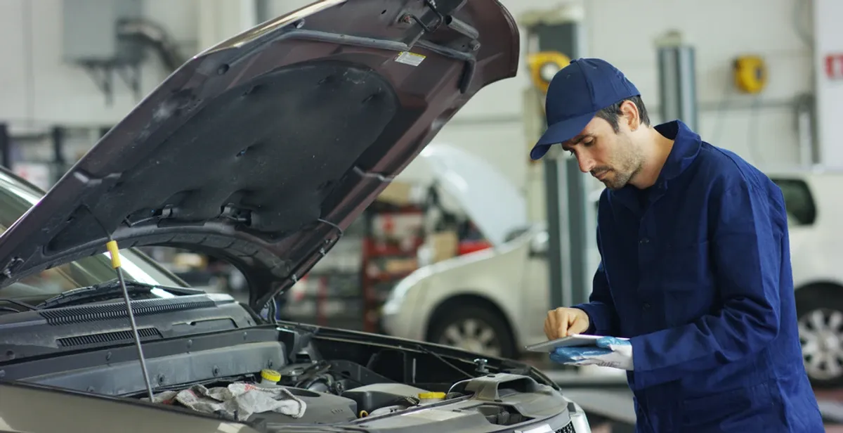 Zdjęcie Ile kosztuje przegląd samochodowy? Sprawdź aktualne ceny i ukryte opłaty