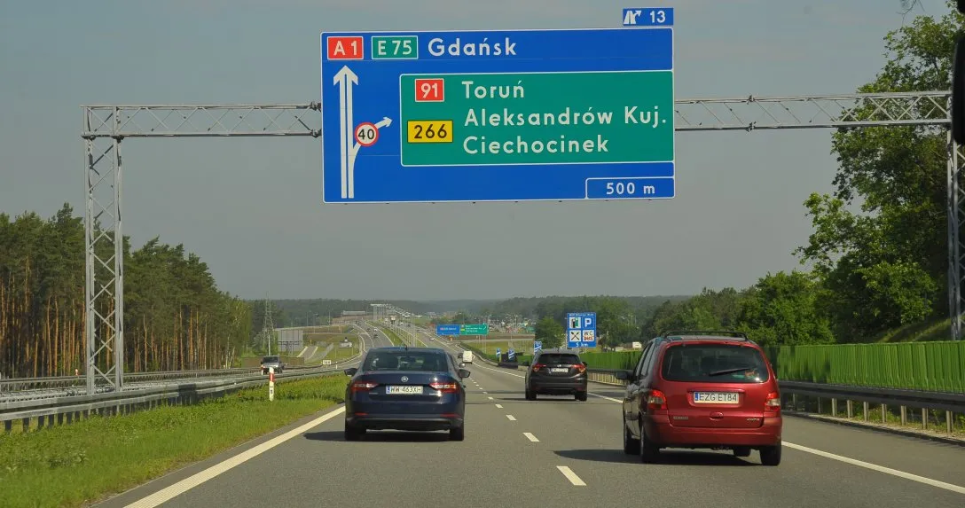 Zdjęcie Jak zapłacić za przejazd autostradą Gliwice-Wrocław? Wszystkie opcje płatności.