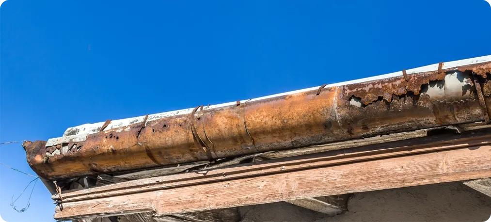 Zdjęcie Ile kosztuje montaż rynien? Sprawdź ceny i ukryte wydatki