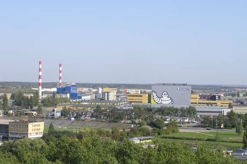 Zdjęcie Opony Kormoran gdzie produkowane? Poznaj tajemnice produkcji w Polsce