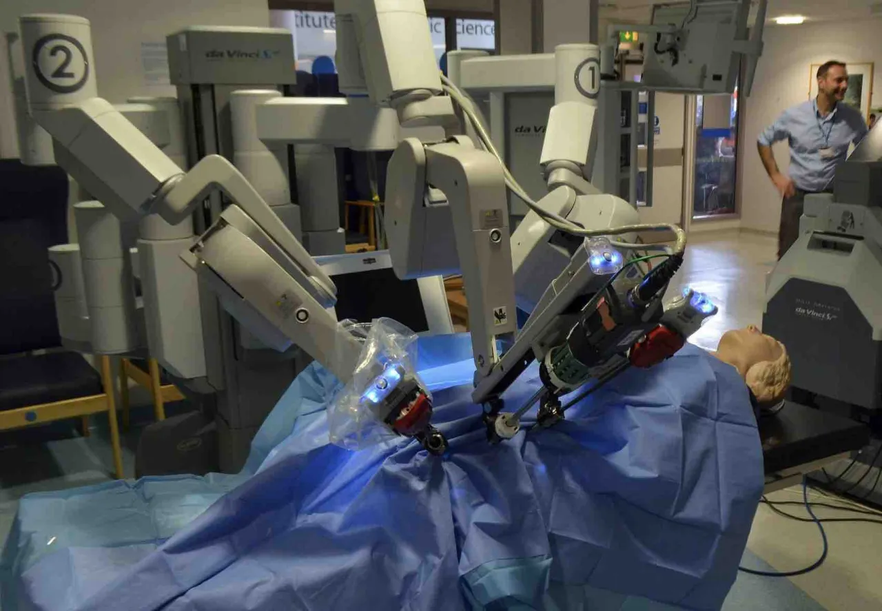 Zdjęcie Lista szpitali z refundacją NFZ na operacje robotem da Vinci w Polsce