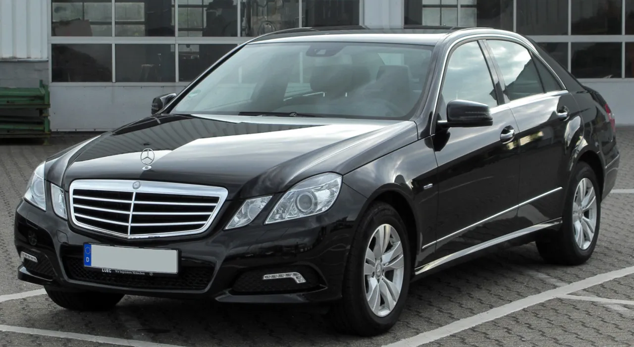 Zdjęcie Mercedes E Klasa W212 - wszystko, co musisz wiedzieć przed zakupem