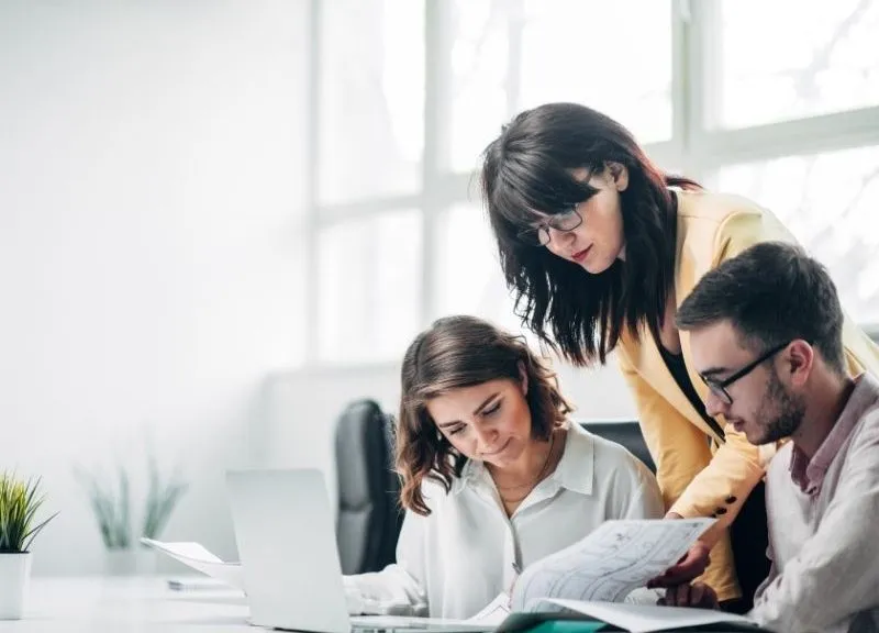 Zdjęcie Czy po stażu trzeba zatrudnić pracownika? Prawda o obowiązkach pracodawcy