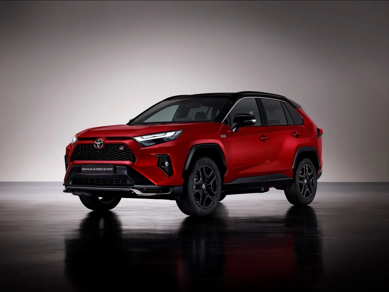 Zdjęcie Toyota RAV4 Hybrid gdzie jest produkowana - poznaj lokalizacje i modele
