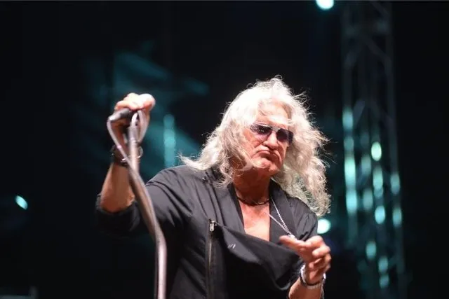 Zdjęcie Ile trwa koncert Perfect? Oczekiwania i długość występów zespołu
