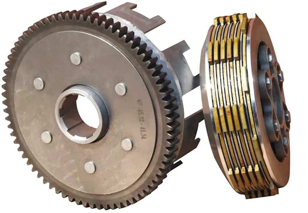 Zdjęcie Mokre sprzęgło - co to jest i jak wpływa na twoje auto?