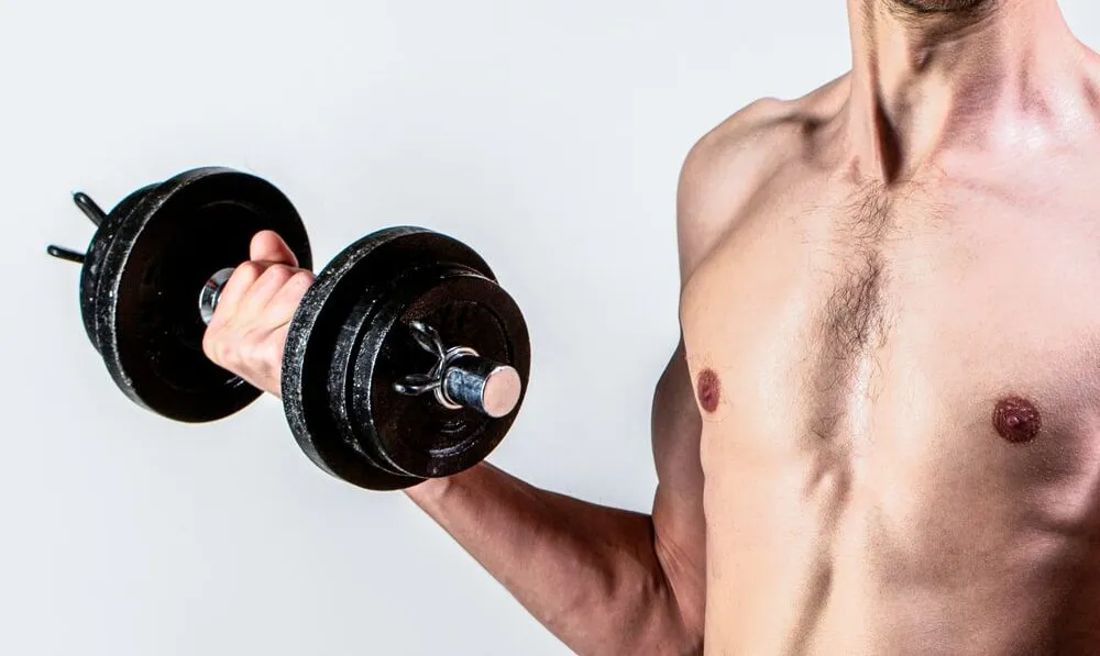 Zdjęcie Skinny fat redukcja czy masa – jak uniknąć błędów i osiągnąć sukces