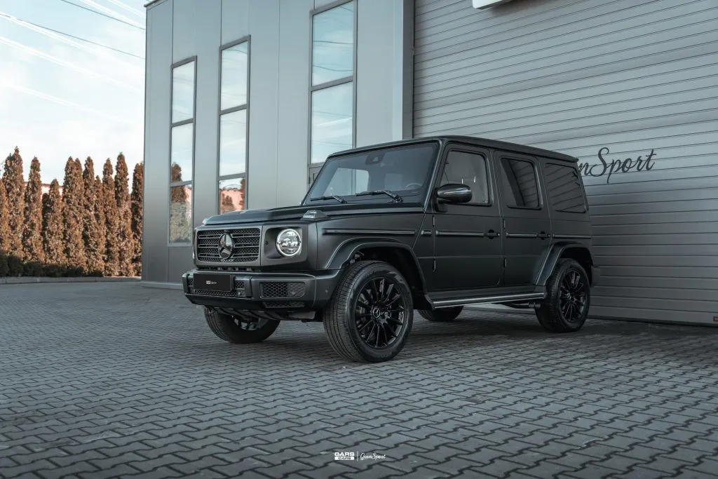 Zdjęcie Gelenda 168: Historia Kultowej Terenówki Mercedes-Benz Klasy G