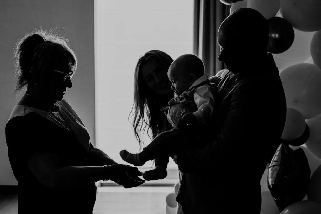Zdjęcie Ile bierze fotograf za chrzciny? Ceny i co warto wiedzieć