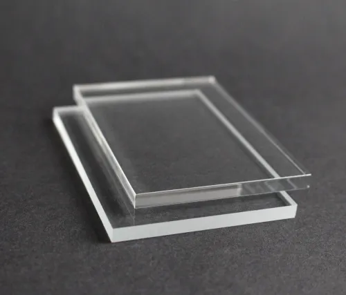 Zdjęcie Ile kosztuje pleksi na dach? Ceny, porównania i wyjątkowe właściwości