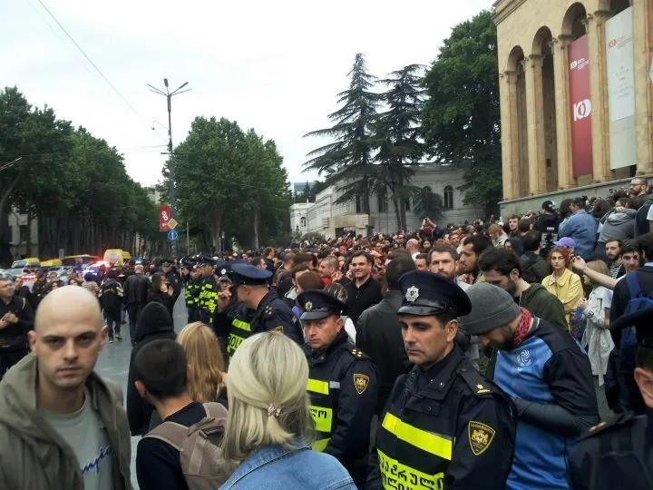 Zdjęcie Gruzja czy jest bezpiecznie? Odkryj ukryte zagrożenia dla turystów