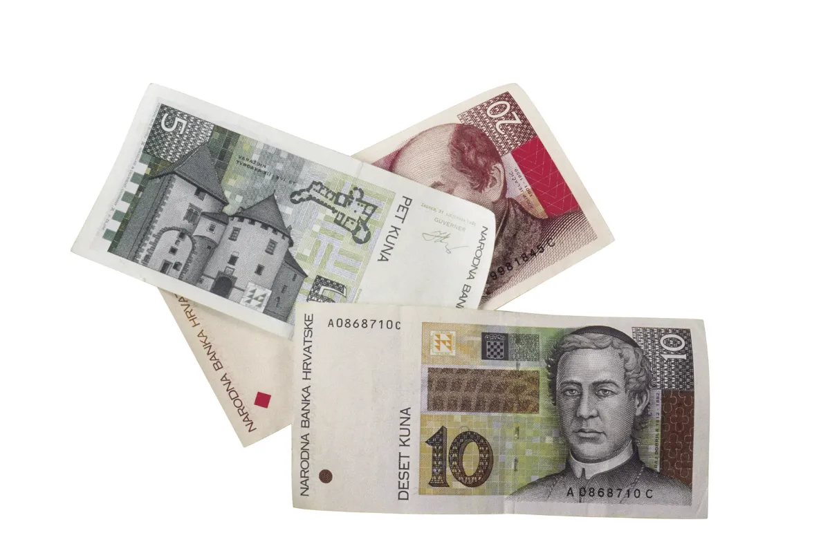 Zdjęcie Jaka waluta obowiązuje w Chorwacji? Sprawdź, czy euro to jedyna opcja!